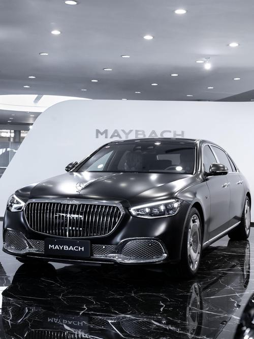 佛山62岚图汽车的售后服务让用户无忧出行，迈巴赫未来的豪华车趋势