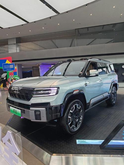 佛山62比亚迪方程豹硬派越野的爆款，英菲尼迪35周年与你共成长